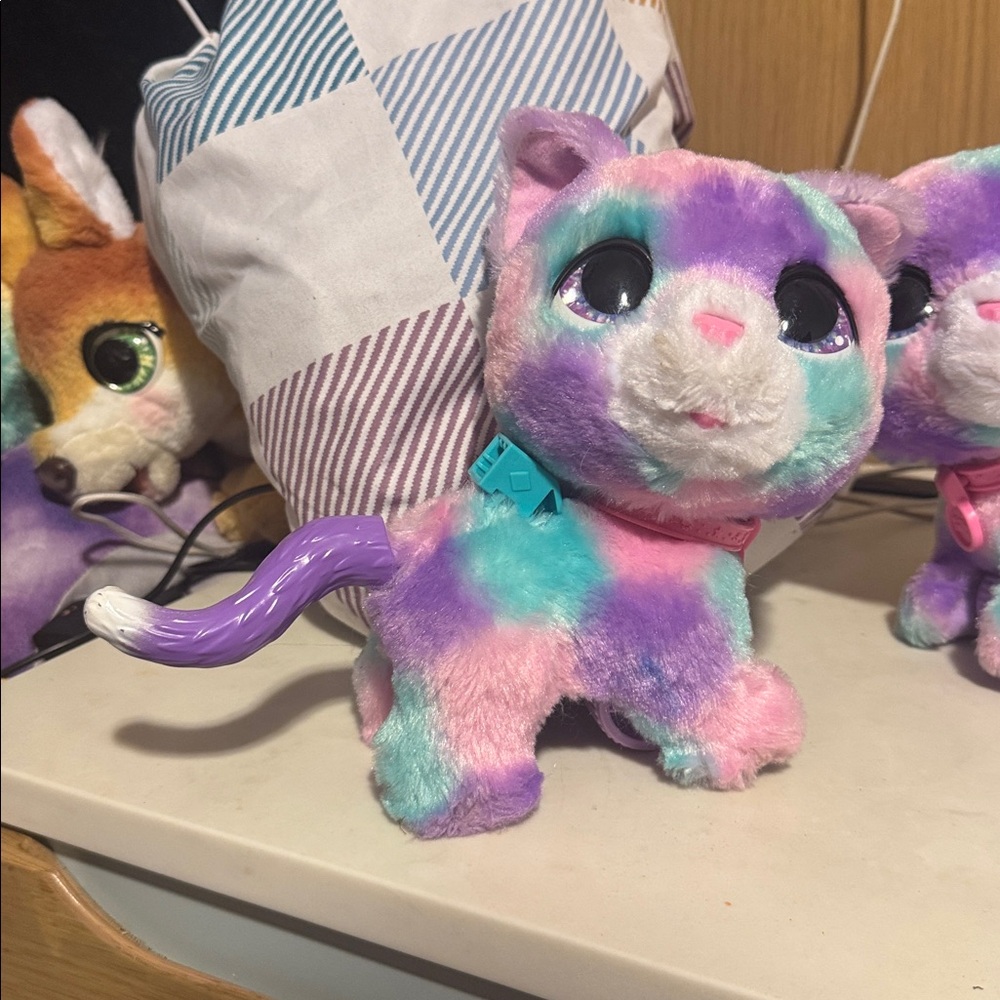 Fur Real FurReal Friends Rainbow Cat Unicorn Push Walk Your Pet Works No Leash
